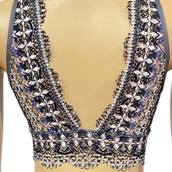 Victoria’s Secret Crochet lace deep V bralette bra multicolor - Picture 5 of 5